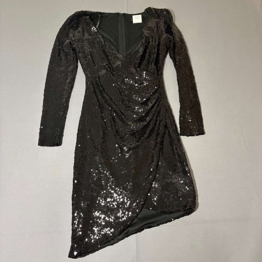 B. SMART Sequin Cocktail Dress Juniors 3 Black Asymmetrical Long Sleeve Mini